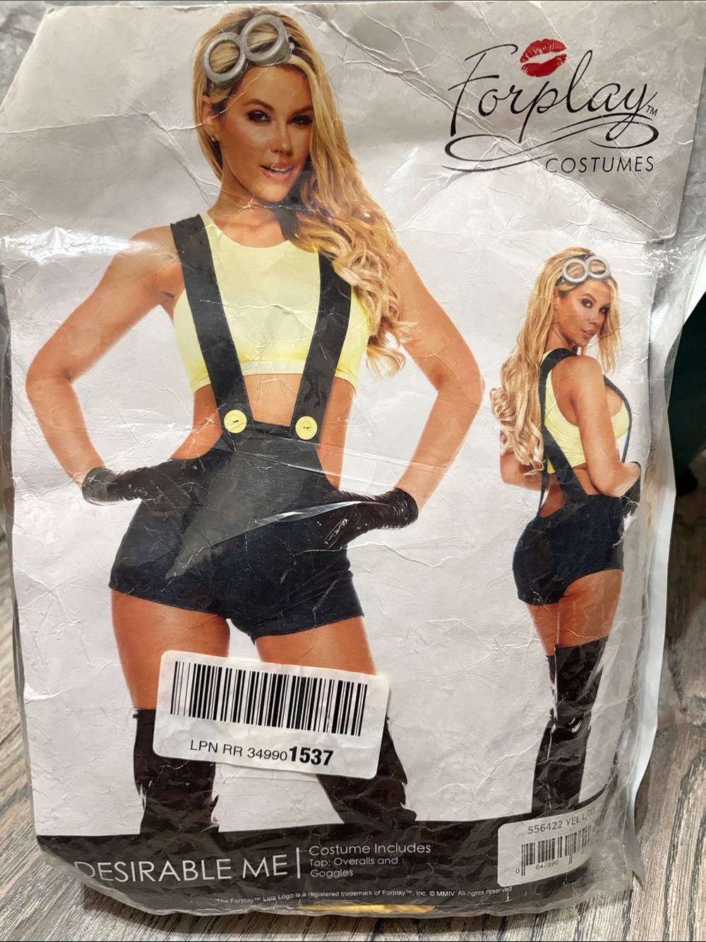 Forplay costume Desirable Me Women’s Black Short Overalls with Yellow Top
